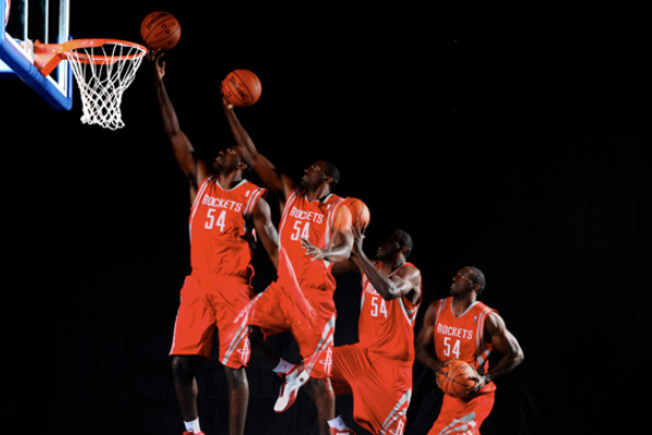 三步上籃動作要領(lǐng)是什么？